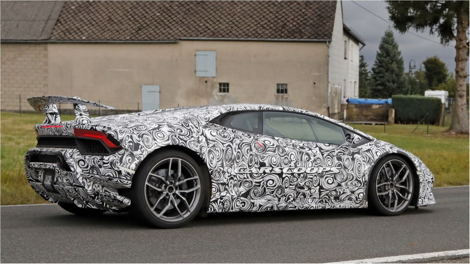 Lamborghini презентує в Женеві довгоочікуваний Huracan Performante