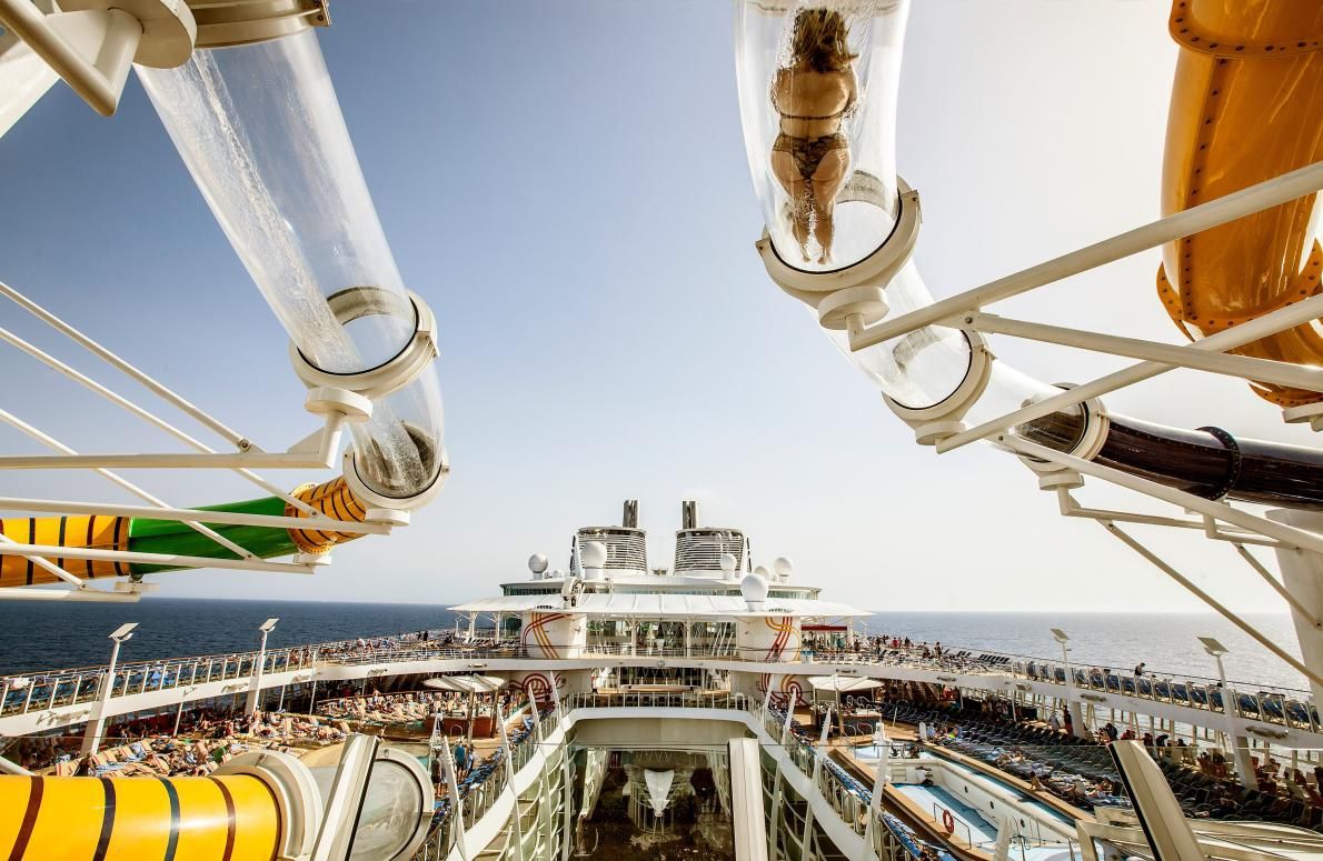 На борту найбільшого корабля в світі: неймовірні фото