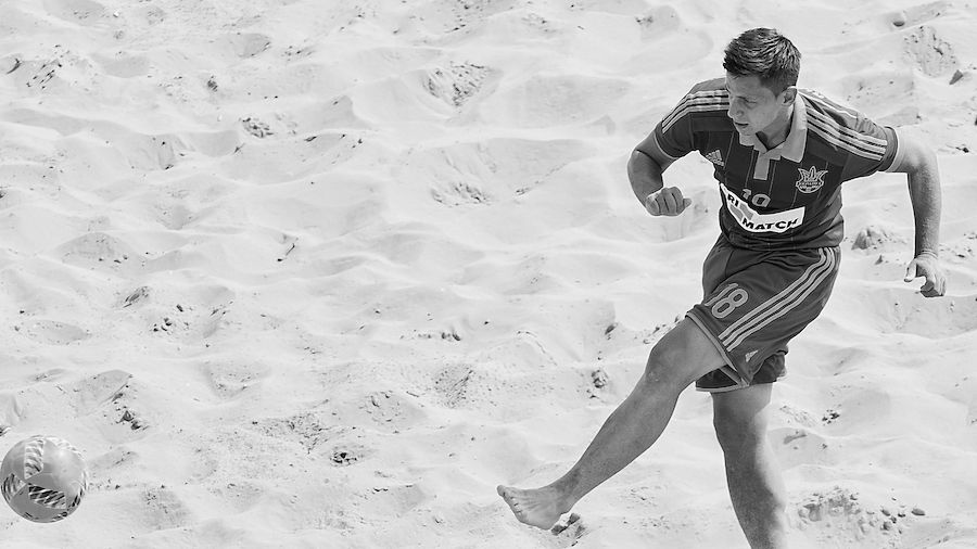 Помер 28-річний нападник збірної України: перші деталі