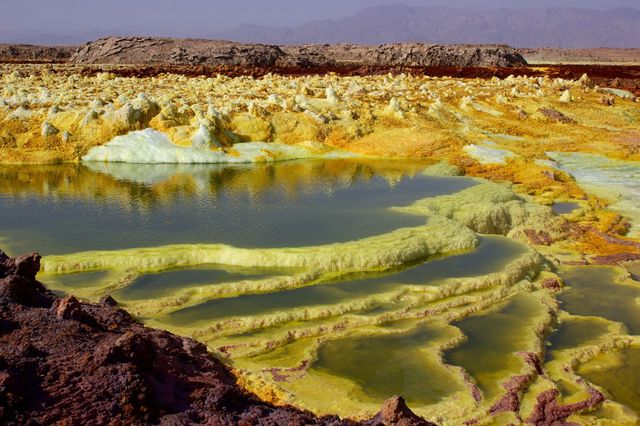 Як виглядає найекстремальніше місце на Землі - фото 139095