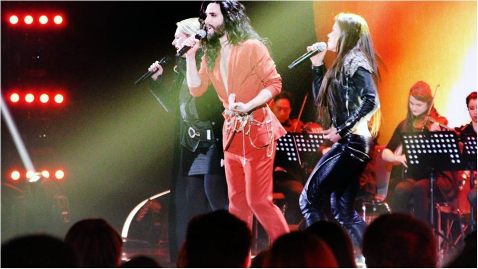 "Дикий" дует: Руслана об'єдналася з Кончітою Вурст