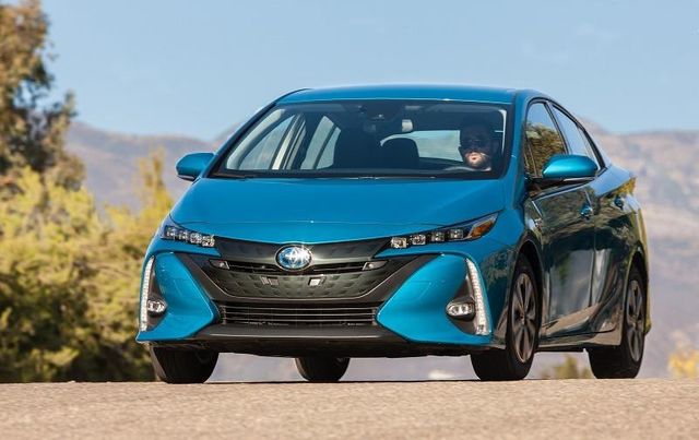 ТОП найочікуваніших електрокарів і гібридів 2017 року - фото 146330