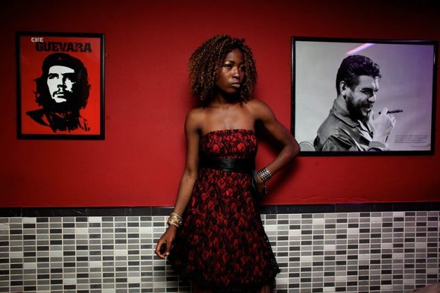 Як виглядає кіноіндустрія Нігерії із середини: вражаючі фото - фото 146900