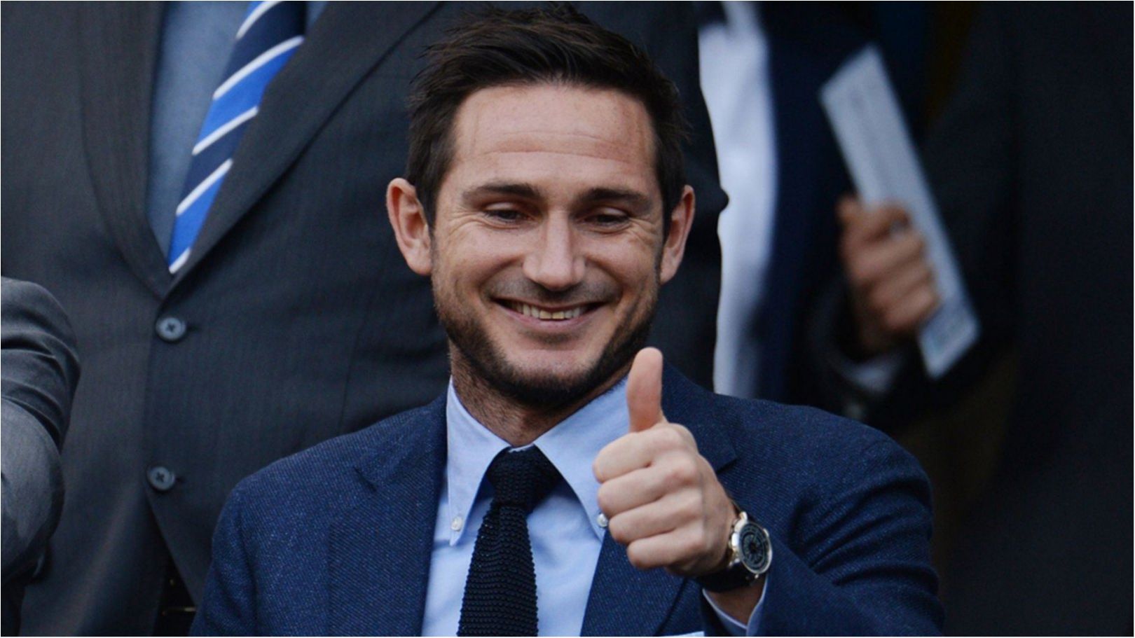 Відомий англійський футболіст завершив кар'єру