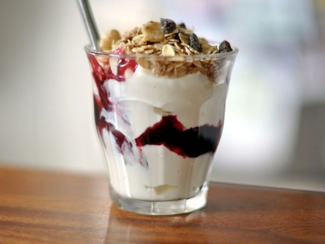 Що їсти в офісі: 8 найкорисніших продуктів - фото 142707