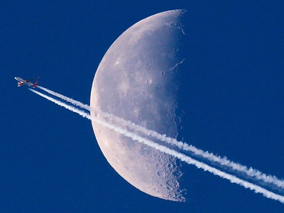 Науковці розповіли, коли Місяць зможе зіштовхнутись із Землею