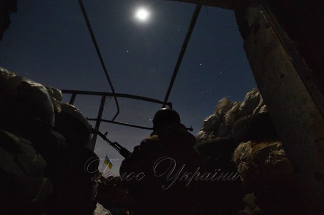 "Чорна бригада": як українські бійці тримають оборону під Авдіївкою - фото 142903