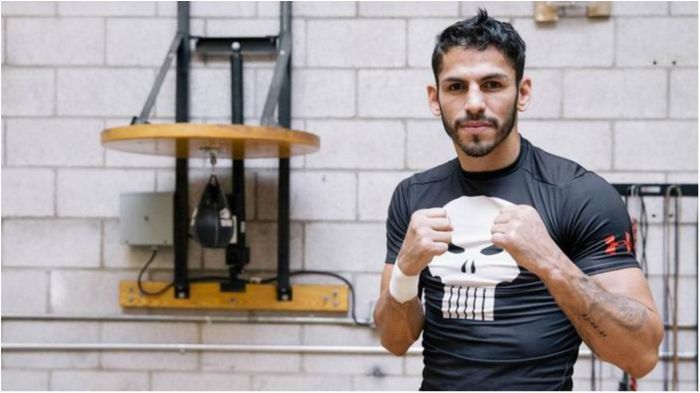 Чемпіон світу з боксу Лінарес заявив, що переможе Ломаченка