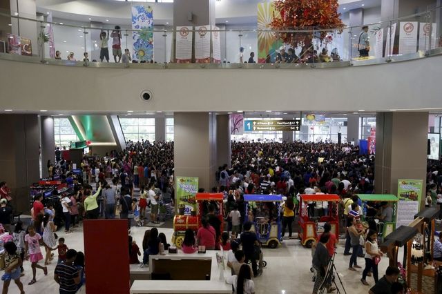 Як виглядає життя у найбільш заселеному місті світу: вражаючі фото - фото 151420