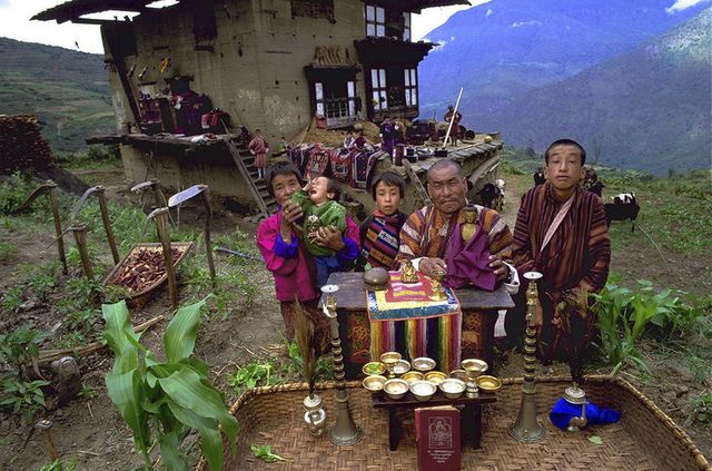 Реальні умови життя в різних країнах світу 20 років тому - фото 150480