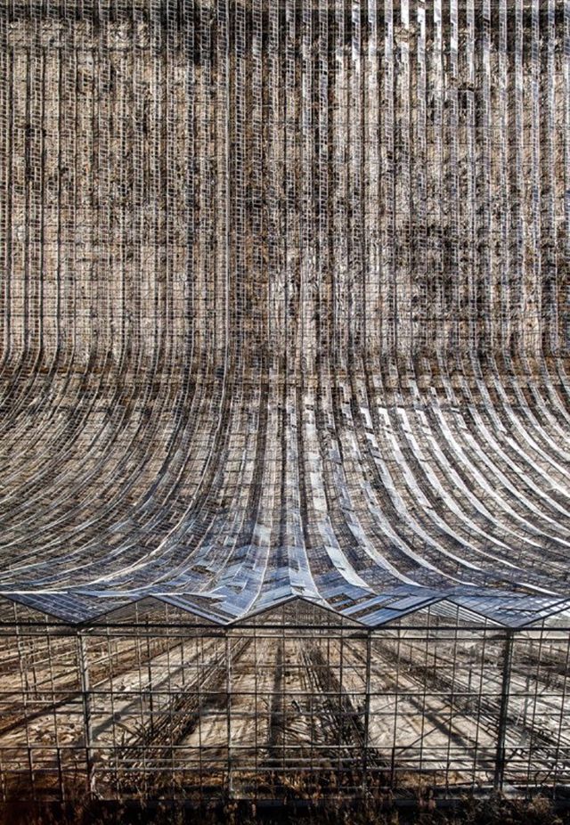 Фотограф стилізує пейзажі в стилі фільму "Початок" - фото 151405