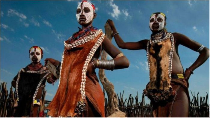 Плем'я Каро - фото 1