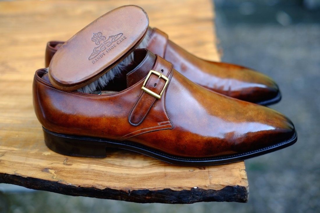 Доглядаємо правильно! Які засоби необхідні для чистки взуття