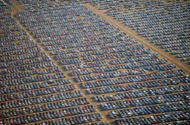 Ось де залишаються автомобілі, які не знайшли свого покупця - фото 153435