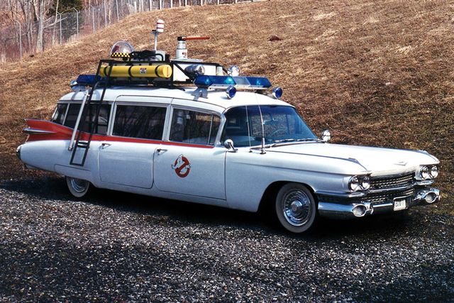 Як виглядають автомобілі наших улюблених супергероїв: яскраві фото - фото 152845