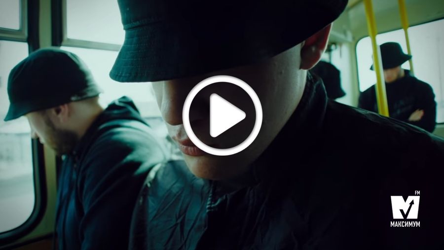 Кадр з кліпу  "Тает Лёд" - фото 1