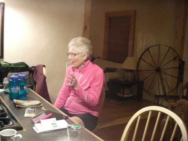 Ця 78-річна бабуся на велосипеді об'їхала всю Європу! - фото 151857