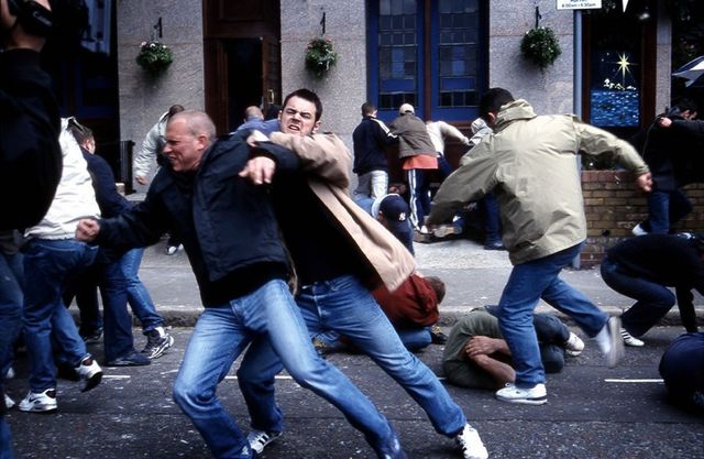 Як не стати жертвою масових заворушень? - фото 151108