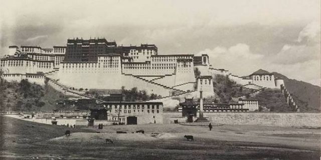 Під страхом смерті: з'явилися перші фотографії Тибету - фото 149680
