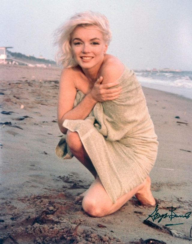 Такої Мерилін Монро ви ще не бачили! Перші та останні знімки секс-символу цілої епохи - фото 154431