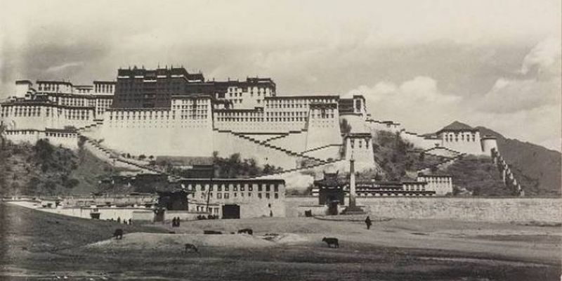 Під страхом смерті: з'явилися перші фотографії Тибету