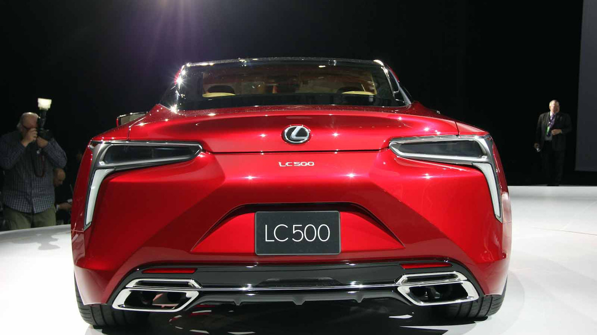 Lexus LC 2017 - фото 1