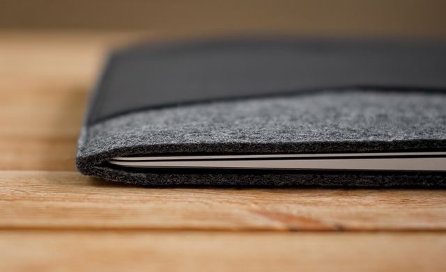 Як захистити гаджет: 5 аксесуарів, які врятують вашу техніку - фото 153013