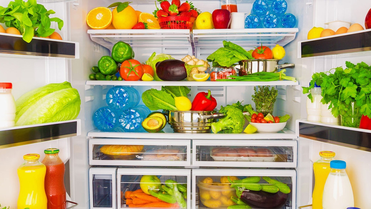 Вчені назвали найбрудніше місце у холодильнику - фото 1