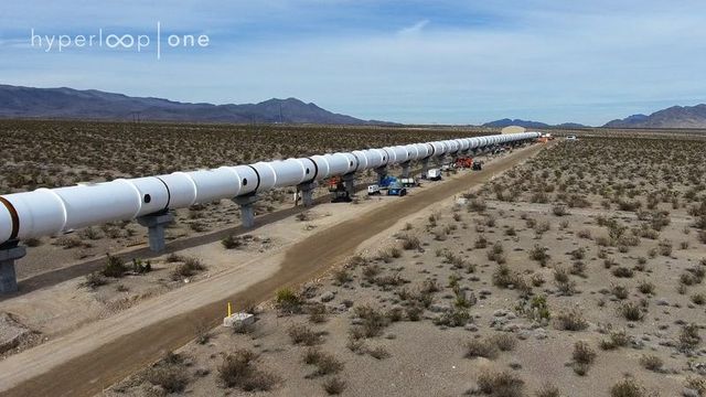 Hyperloop побудувала першу ділянку "труби" для потяга майбутнього: відеофакт - фото 149640