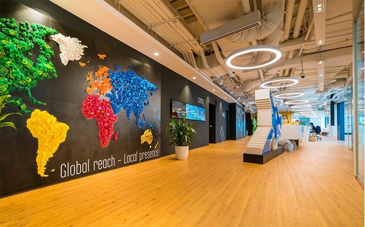 Як виглядають офіси Lego по цілому світу