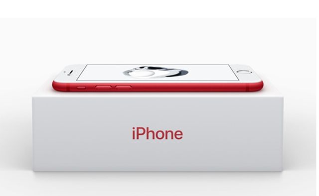 Apple представила червоний iPhone 7 - фото 153450