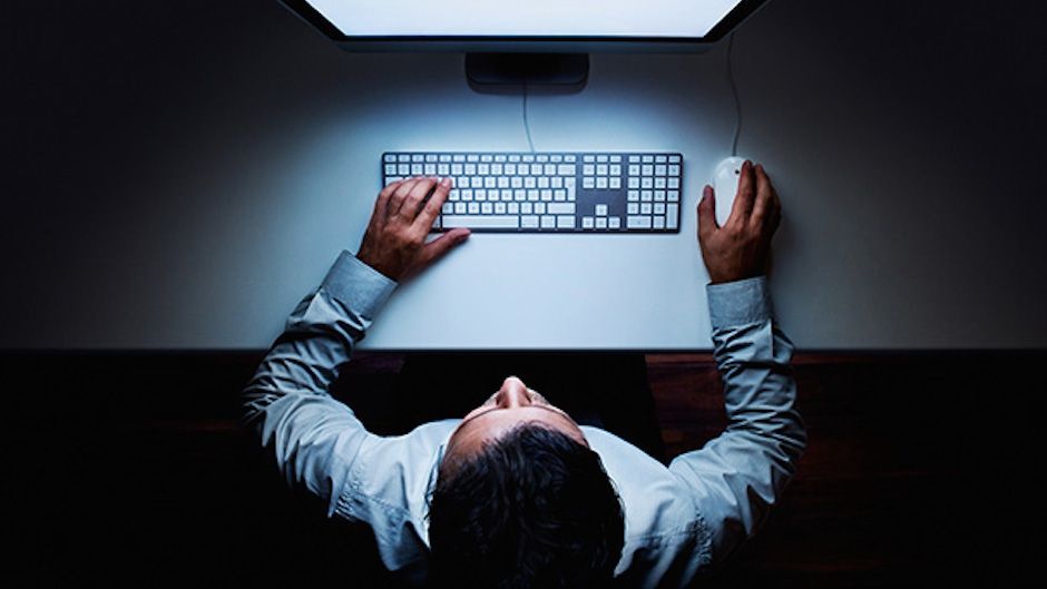 Як штучне світло може вплинути на фігуру