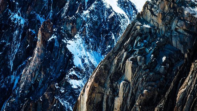 Сувора краса кристалічного масиву в Альпах: вражаючі фото - фото 150138