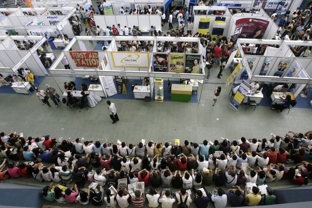 Як виглядає життя у найбільш заселеному місті світу: вражаючі фото - фото 151422