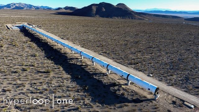Hyperloop побудувала першу ділянку "труби" для потяга майбутнього: відеофакт - фото 149642