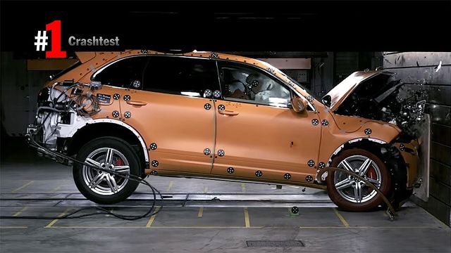 Найкрутіші випробовування машин Porsche: вражаюче відео - фото 156085