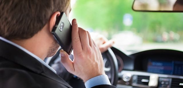 Припиніть це робити! 7 звичних справ, які щодня псують вашу шкіру - фото 149863