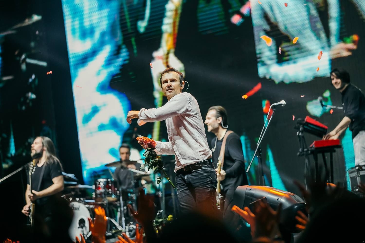 Вакарчук присвятив пісню воїнам АТО: з'явилося відео