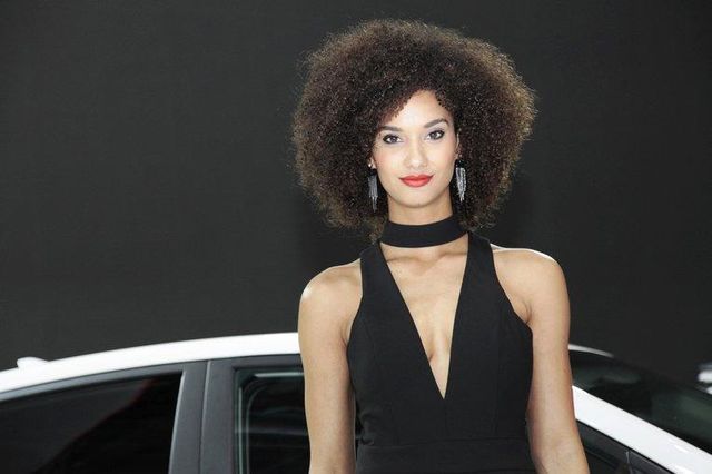 Найефектніші дівчата на Женевському автосалоні: фоторепортаж - фото 150799