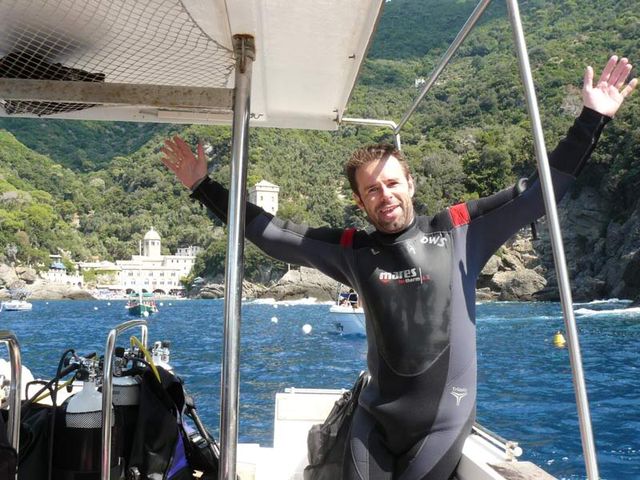 Знайомтеся, Йен Ашер, який просто продав своє невдале життя - фото 152510