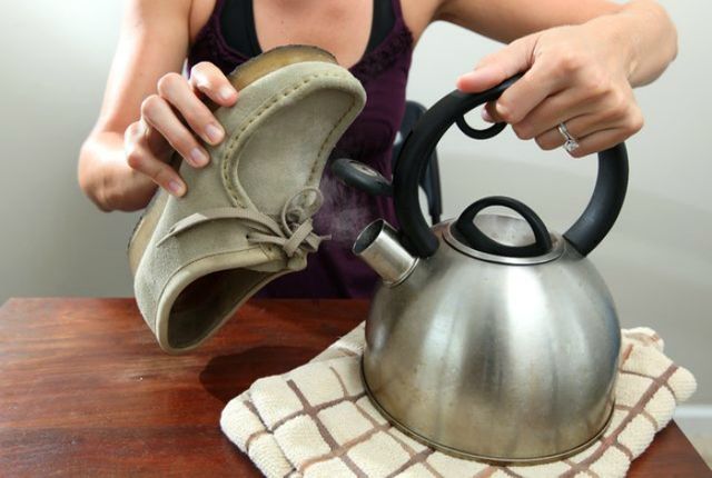 11 лайфхаків, які дадуть друге життя вашому взуттю та одягу - фото 149417