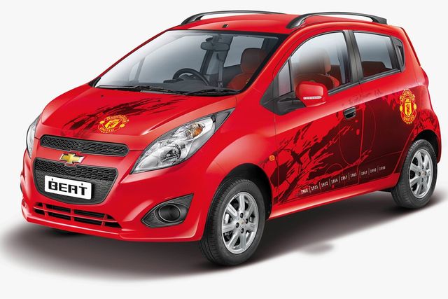 Для справжніх фанів: круті автомобілі у стилістиці культових футбольних клубів - фото 150991