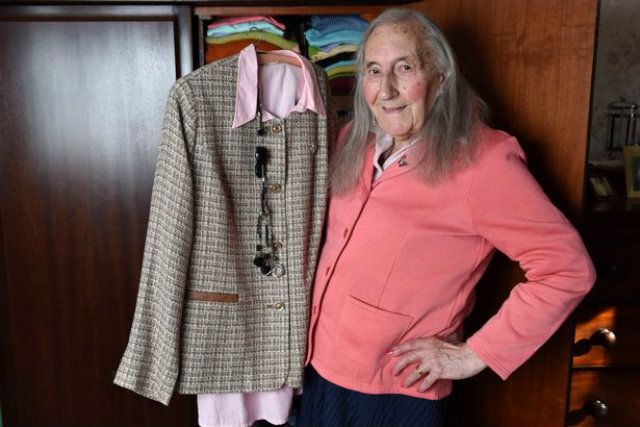 Зворушлива історія: у Великобританії 90-річний ветеран змінив стать - фото 155743