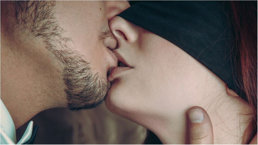 Чому просто необхідно цілуватися довго і регулярно