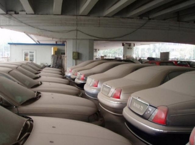 Ось де залишаються автомобілі, які не знайшли свого покупця - фото 153440