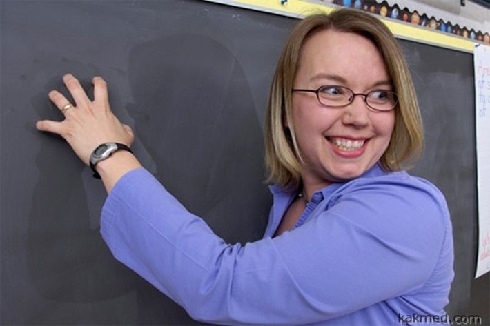 Вчені пояснили особливу ненависть до скреготу нігтів по склу