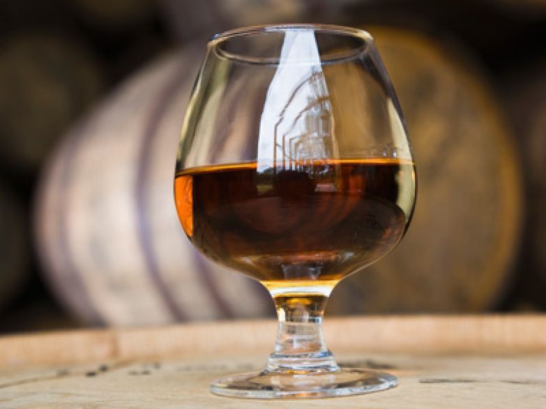 Дієтологи склали рейтинг алкоголю: від корисного до шкідливого