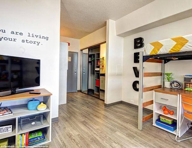 Басейни, кінотеатри і сауни: як виглядають студентські гуртожитки в США - фото 153836