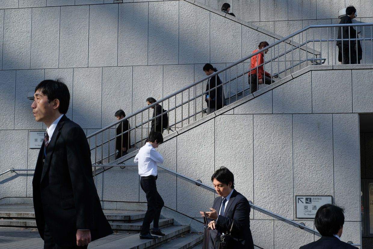 Самотність в натовпі: як міста віддаляють людей