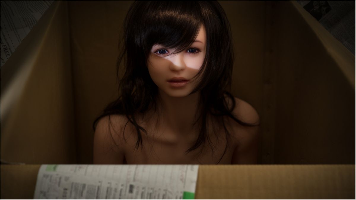 Фотограф знімає своє життя з реалістичною силіконовою лялькою